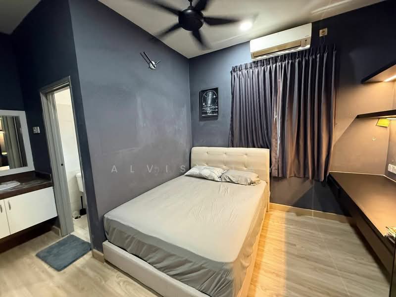 Cluster House for Sale in Austin Heights (Tebrau) - Alviss Tay - Bedroom - PropertyGuru.com.my