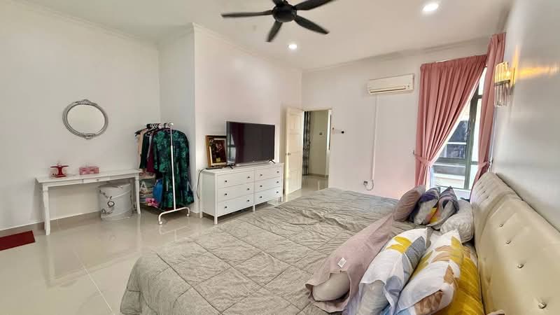 Puncak Pinggiran Putra untuk Untuk Dijual - RM 1,850,000, Apr 2026 - Bedroom - PropertyGuru.com.my