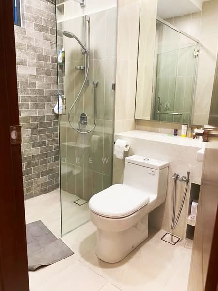 Condominium for Rent at Queens Residences Q1 @ Queens Waterfront - Andrew Chow - Bathroom - PropertyGuru.com.my