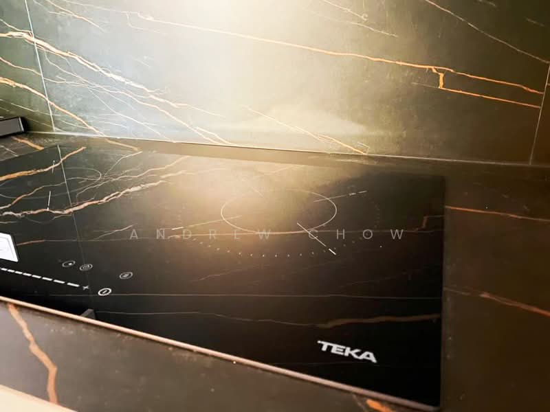 Condominium for Rent at Queens Residences Q1 @ Queens Waterfront - Andrew Chow - Kitchen - PropertyGuru.com.my