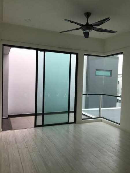 Rumah Teres 2 Tingkat untuk Dijual di Desa Melawati (Setapak) - Stephanie . - Balcony - PropertyGuru.com.my