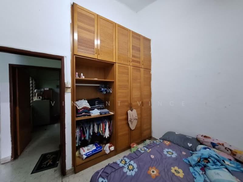 1-storey Terraced House for Sale in Taman Aik Ann (Semenyih) - Vincent Vince - Bedroom - PropertyGuru.com.my