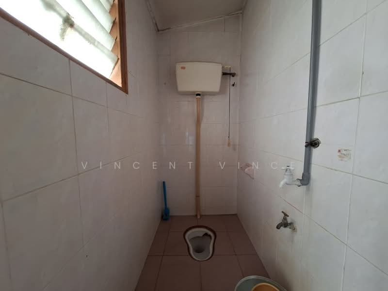 1-storey Terraced House for Sale in Taman Aik Ann (Semenyih) - Vincent Vince - Bathroom - PropertyGuru.com.my