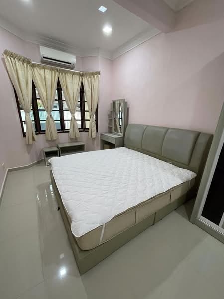 1-storey Terraced House for Rent in Taman Pelangi (Johor Bahru) - Erica Jong - PropertyGuru.com.my