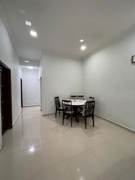 1-storey Terraced House for Rent in Taman Pelangi (Johor Bahru) - Erica Jong - PropertyGuru.com.my
