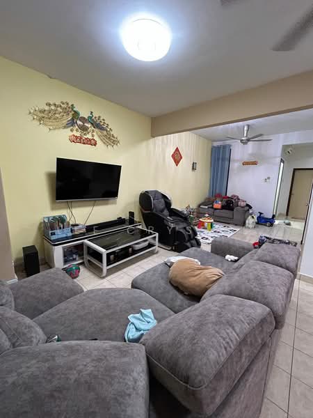 Rumah Teres 2 Tingkat untuk Dijual di Seksyen 5B, Bandar Kinrara (Puchong) - Lee Crystal - Living Room - PropertyGuru.com.my