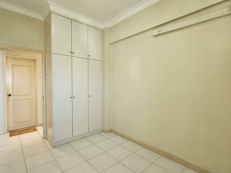 Gold Coast Resort Condominium - 5