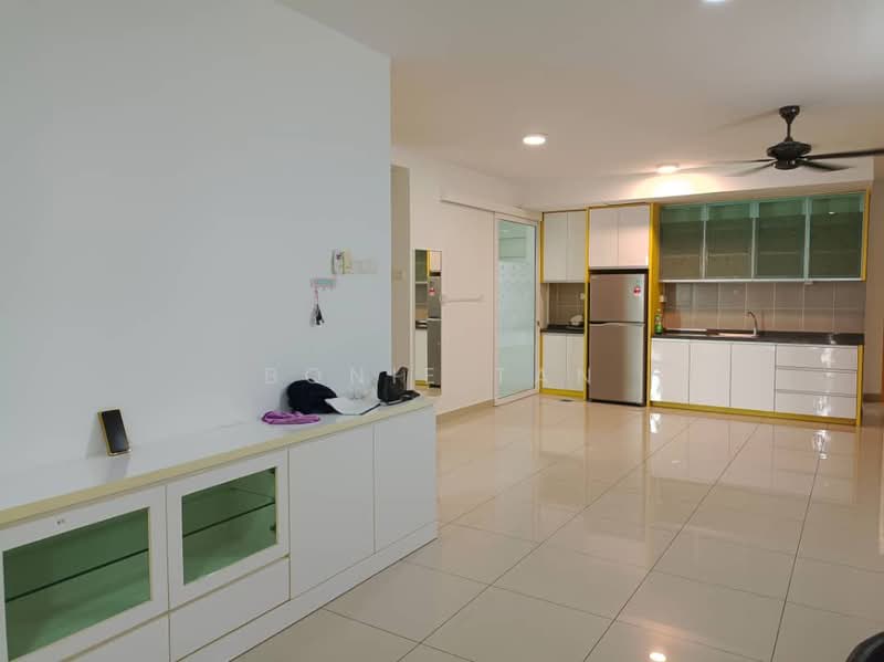 Condominium for Sale at Palace Court (Sri Istana) - Bonie Tan - Living Room - PropertyGuru.com.my