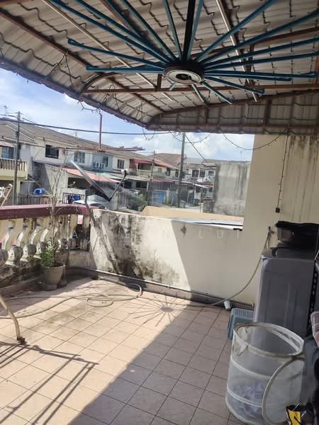 Rumah Teres 2 Tingkat untuk Dijual di Bandar Cemerlang (Ulu Tiram) - Aileen Lui - Balcony - PropertyGuru.com.my