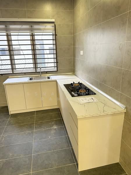 2-storey Terraced House for Rent in Kota Warisan (Sepang) - Asna Abdul Rahman - Kitchen - PropertyGuru.com.my