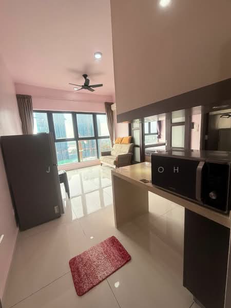 Amberside @ Country Garden Danga Bay untuk Untuk Disewa - RM 1,800 /bulan, Apr 2026 - Living Room - PropertyGuru.com.my