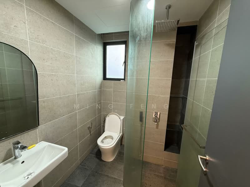 Kondominium untuk Disewa di The Valley Residences @ SkySierra - Ming Feng - Bathroom - PropertyGuru.com.my