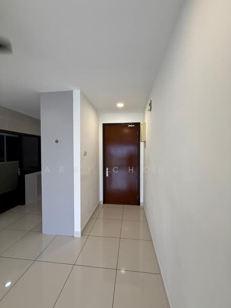 Paraiso Residence @ The Earth untuk Untuk Disewa - RM 2,300 /bulan, Apr 2026 - Corridor - PropertyGuru.com.my