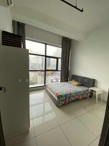 Serviced Residence @ 3 Towers untuk Untuk Disewa - RM 2,000 /bulan, Apr 2026 - Bedroom - PropertyGuru.com.my