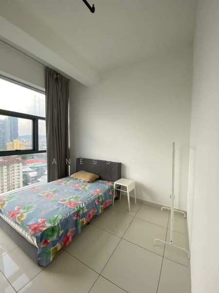 Serviced Residence @ 3 Towers untuk Untuk Disewa - RM 2,000 /bulan, Apr 2026 - Bedroom - PropertyGuru.com.my