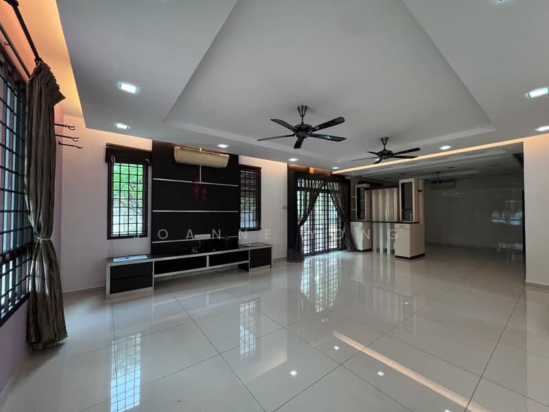 Bungalow for Sale in Taman Austin Perdana (Tebrau) - JOANNE YONG - Living Room - PropertyGuru.com.my