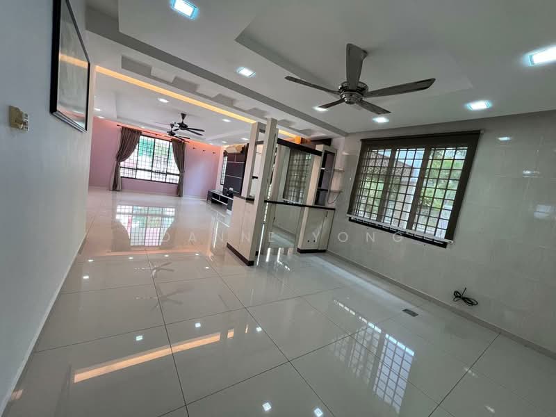 Bungalow for Sale in Taman Austin Perdana (Tebrau) - JOANNE YONG - Living Room - PropertyGuru.com.my