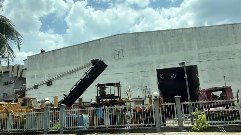 Detached Factory for Rent in Glenmarie (Selangor) - Patricia Lim - Exterior - PropertyGuru.com.my