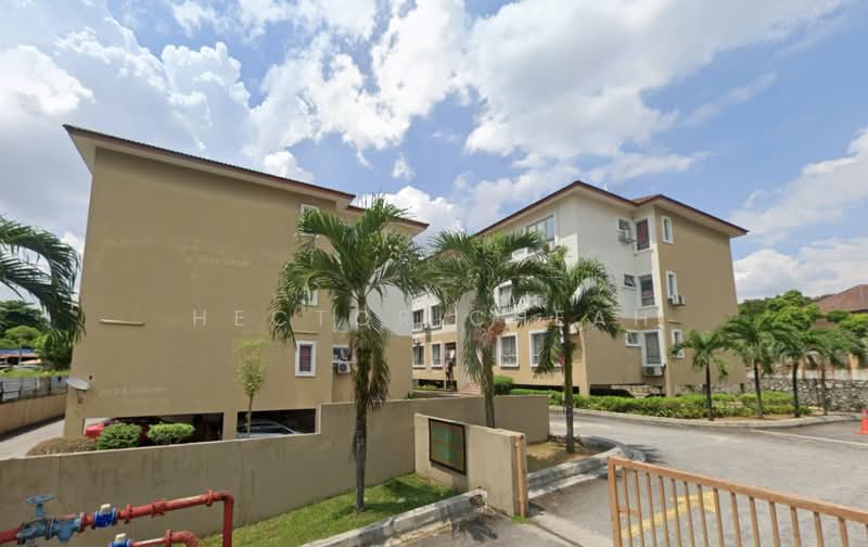 Townhouse for Sale in Bandar Utama (Selangor) - Hector Cheah - Exterior - PropertyGuru.com.my