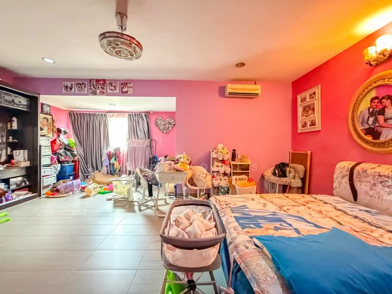 Rumah Teres 2 Tingkat untuk Dijual di Taman Damai Utama (Bandar Kinrara) - Ali Idris - Bedroom - PropertyGuru.com.my