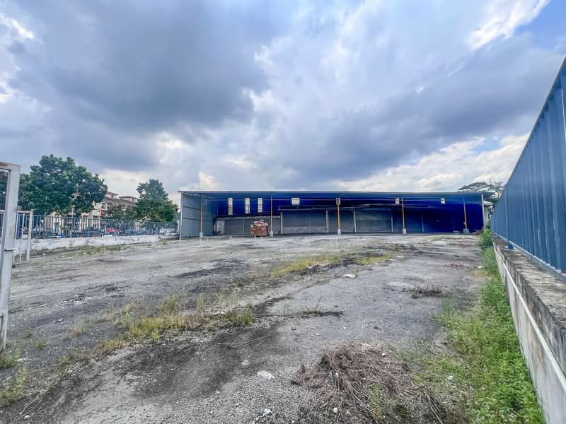 Warehouse for Rent in Taman Bukit Belimbing (Balakong) - Zaidah Ahmad - Exterior - PropertyGuru.com.my