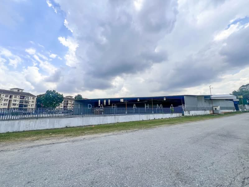 Warehouse for Rent in Taman Bukit Belimbing (Balakong) - Zaidah Ahmad - Exterior - PropertyGuru.com.my