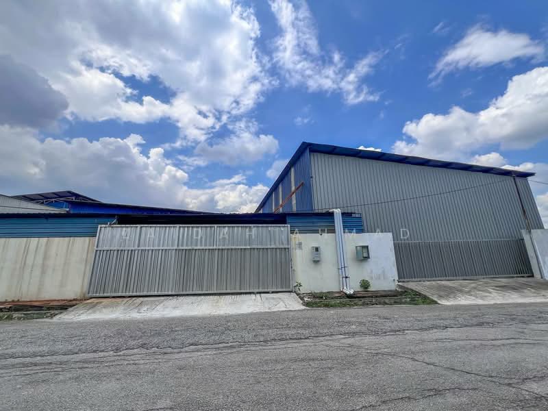 Warehouse for Rent in Taman Bukit Belimbing (Balakong) - Zaidah Ahmad - Exterior - PropertyGuru.com.my