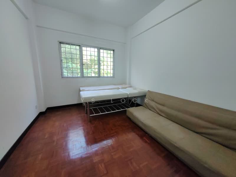Apartment for Sale at Vista Seri Putra - YS Lock - Living Room - PropertyGuru.com.my