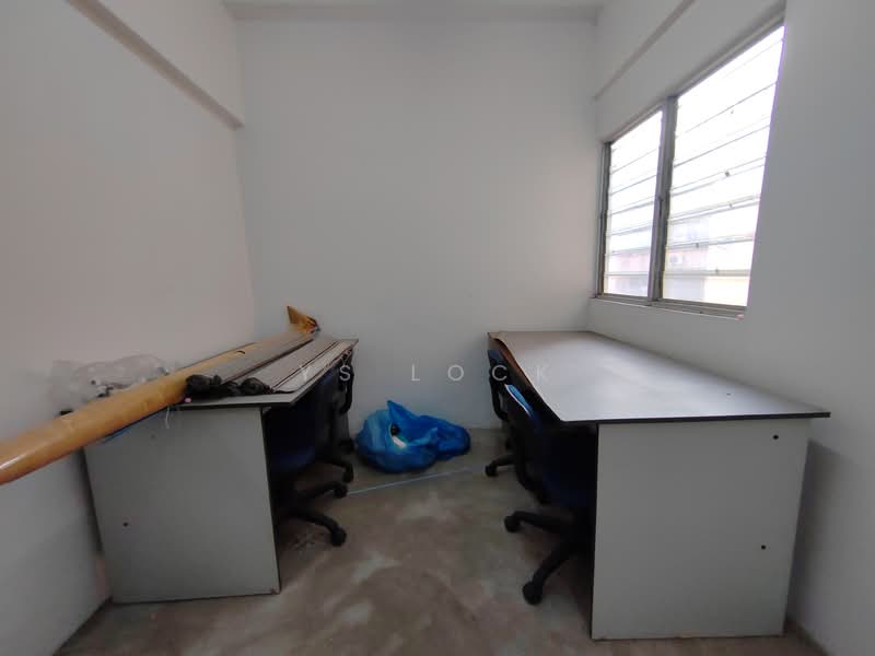 Apartment for Sale at Vista Seri Putra - YS Lock - Study - PropertyGuru.com.my