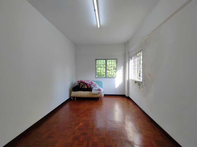 Apartment for Sale at Vista Seri Putra - YS Lock - Interior - PropertyGuru.com.my