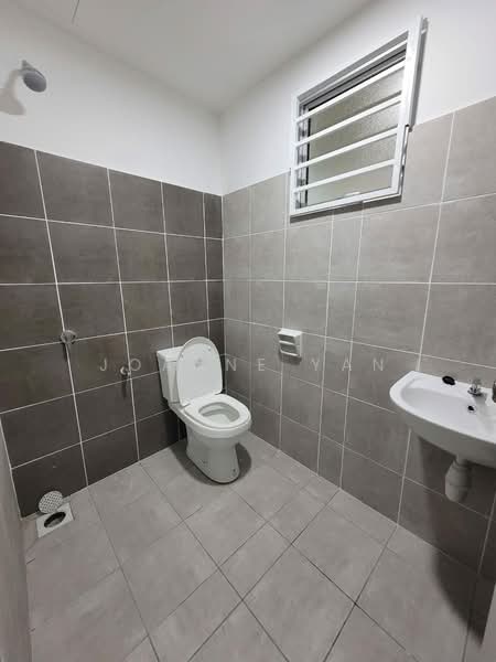 Apartment for Rent at Lily Apartment @ Kuchai Lama - Joanne Yan - Bathroom - PropertyGuru.com.my