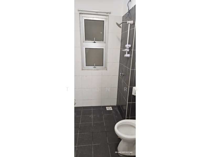 Service Residence for Rent at Saville @ Kajang - Tavon RG - Bathroom - PropertyGuru.com.my