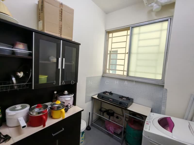 Condominium for Sale at Platinum Lake PV 16 - Jaden Chai - Kitchen - PropertyGuru.com.my