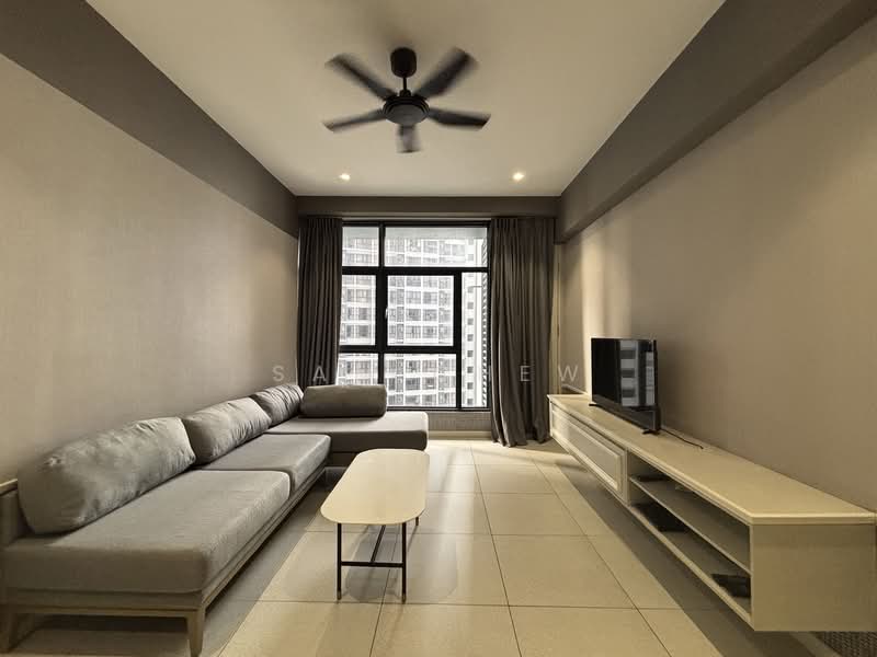 Servis Apartment untuk Dijual di Millerz Square Serviced Residence - Sam Chew - Living Room - PropertyGuru.com.my