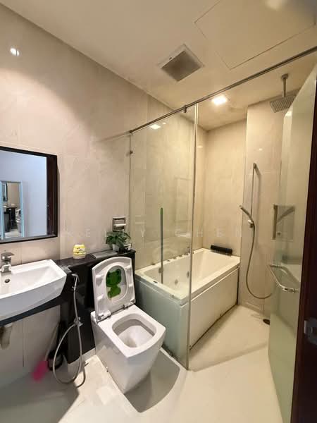 Paragon Suites @ CIQ untuk Untuk Disewa - RM 1,900 /bulan, Apr 2026 - Bathroom - PropertyGuru.com.my
