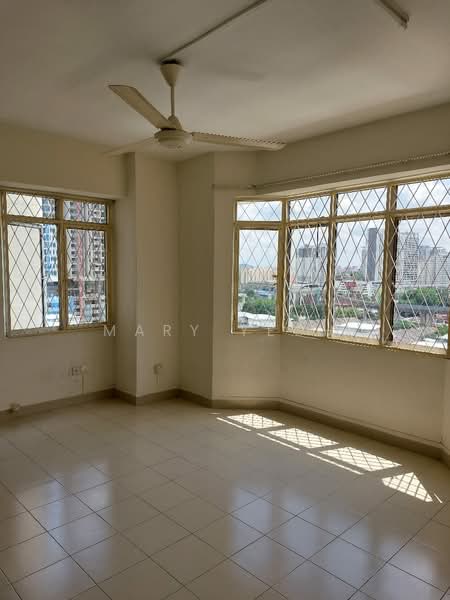 Condominium for Rent at Kelana Puteri - Mary Yeoh - Living Room - PropertyGuru.com.my