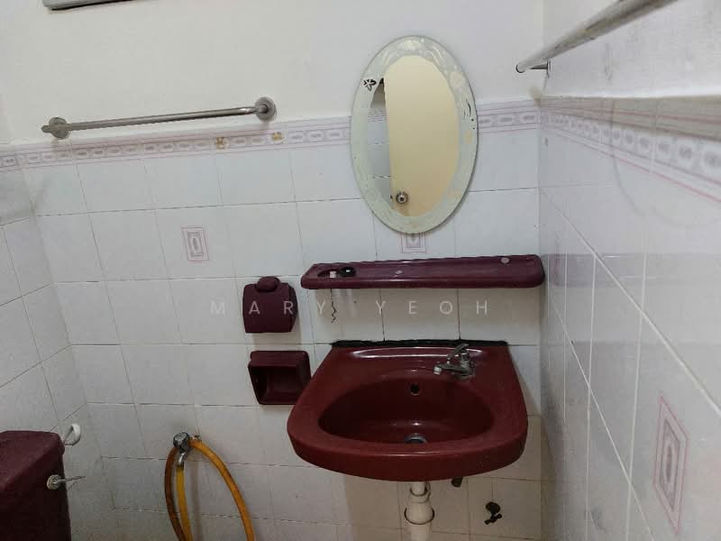 Condominium for Rent at Kelana Puteri - Mary Yeoh - Bathroom - PropertyGuru.com.my