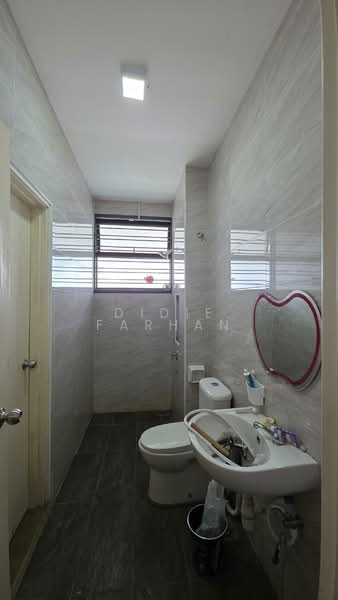 Cluster House for Sale in Johor Bahru (Johor) - DIDIE FARHAN - Bathroom - PropertyGuru.com.my