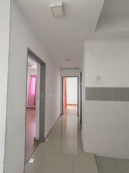 Service Residence for Rent at One South - Emma R - Corridor - PropertyGuru.com.my