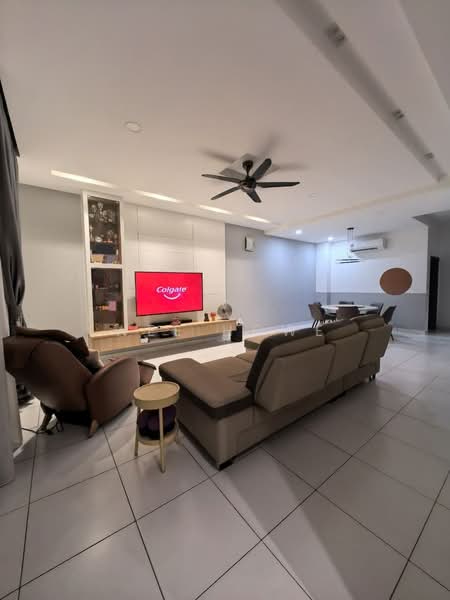 2-storey Terraced House for Sale in Taman Nusa Idaman (Iskandar Puteri (Nusajaya)) - Wee Howe - Living Room - PropertyGuru.com.my