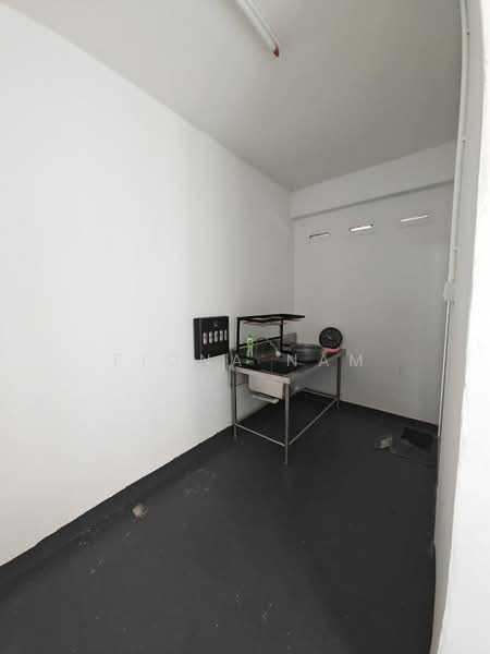 Office for Rent in Johor Bahru (Johor) - Fiona Nam - Kitchen - PropertyGuru.com.my