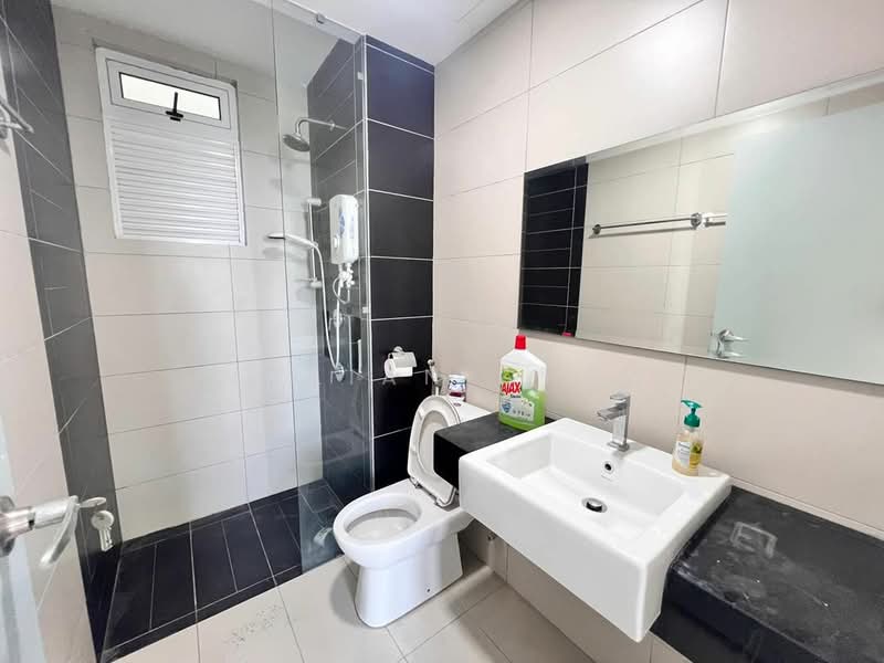Service Residence for Sale at Tropez Residences - Li Lian Chew - Bathroom - PropertyGuru.com.my