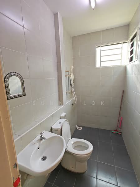 Palmyra Residences untuk Untuk Dijual - RM 850,000, Apr 2026 - Bathroom - PropertyGuru.com.my