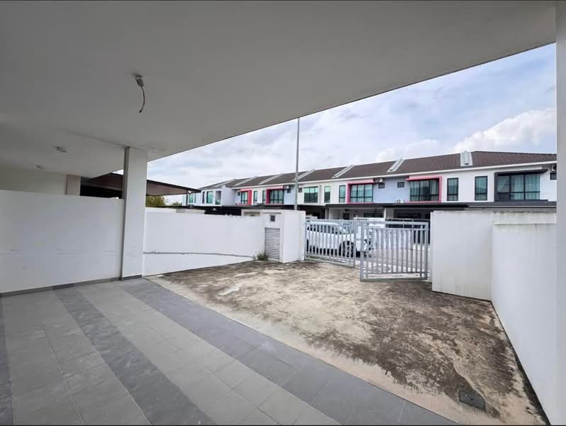 2-storey Terraced House for Sale in Johor Bahru (Johor) - Tan Wee Che - Exterior - PropertyGuru.com.my