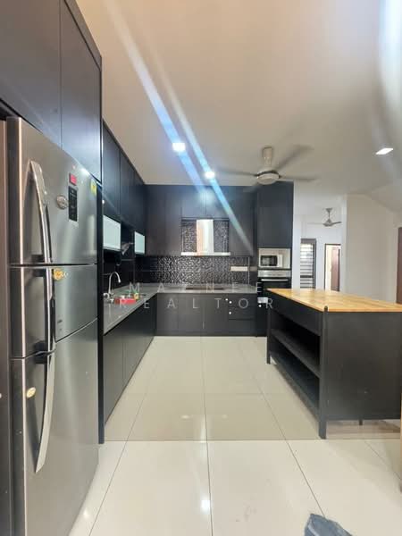 2-storey Terraced House for Rent in Saujana KLIA (Dengkil) - Maznee Realtor - Kitchen - PropertyGuru.com.my