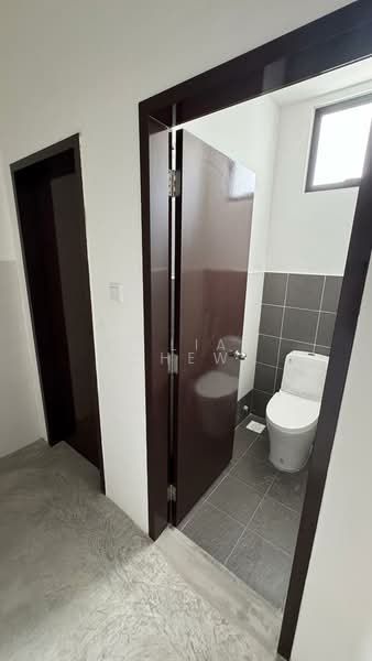 Shop for Rent in Kota Masai (Pasir Gudang) - Li Lian Chew - Bathroom - PropertyGuru.com.my