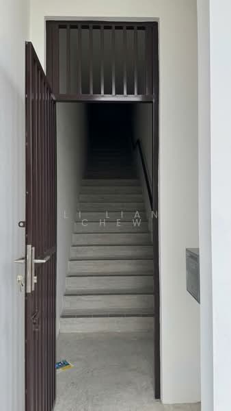 Shop for Rent in Kota Masai (Pasir Gudang) - Li Lian Chew - Entrance - PropertyGuru.com.my