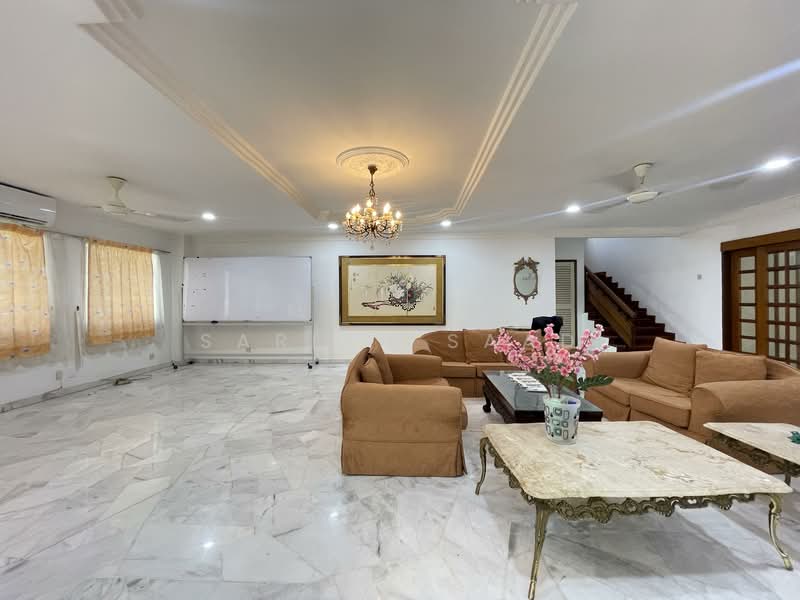 For Rent - Jalan maktab 5