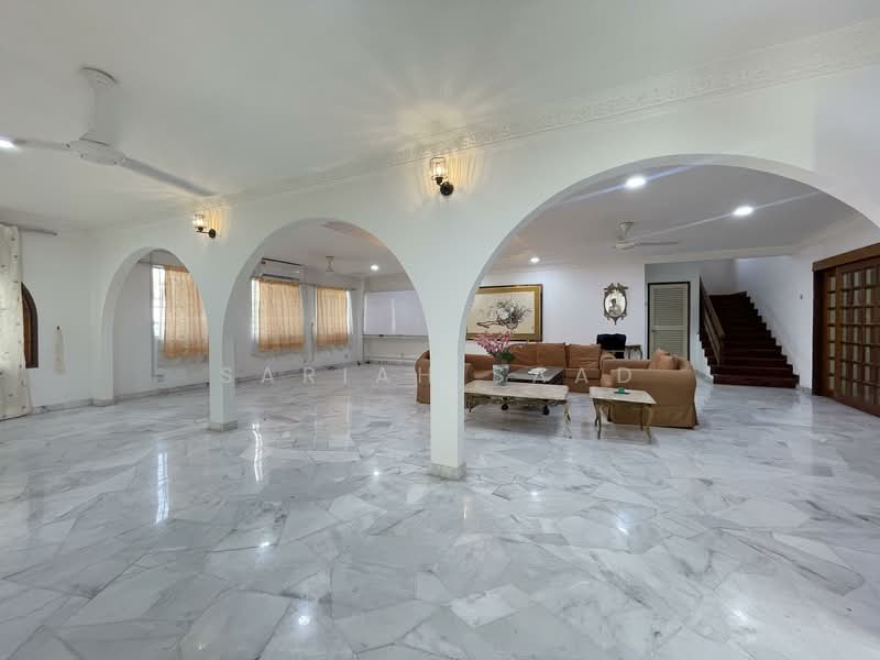 For Rent - Jalan maktab 5