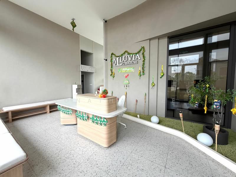 2-storey Terraced House for Sale in Taman Mount Austin (Tebrau) - Jonathan Lee - Lobby - PropertyGuru.com.my